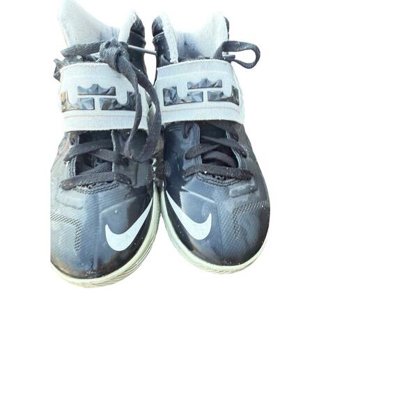 Nike Lebron Soldier 7 Youth Size 4.5 Black Gray Basketball Shoes - Picture 2 of 8